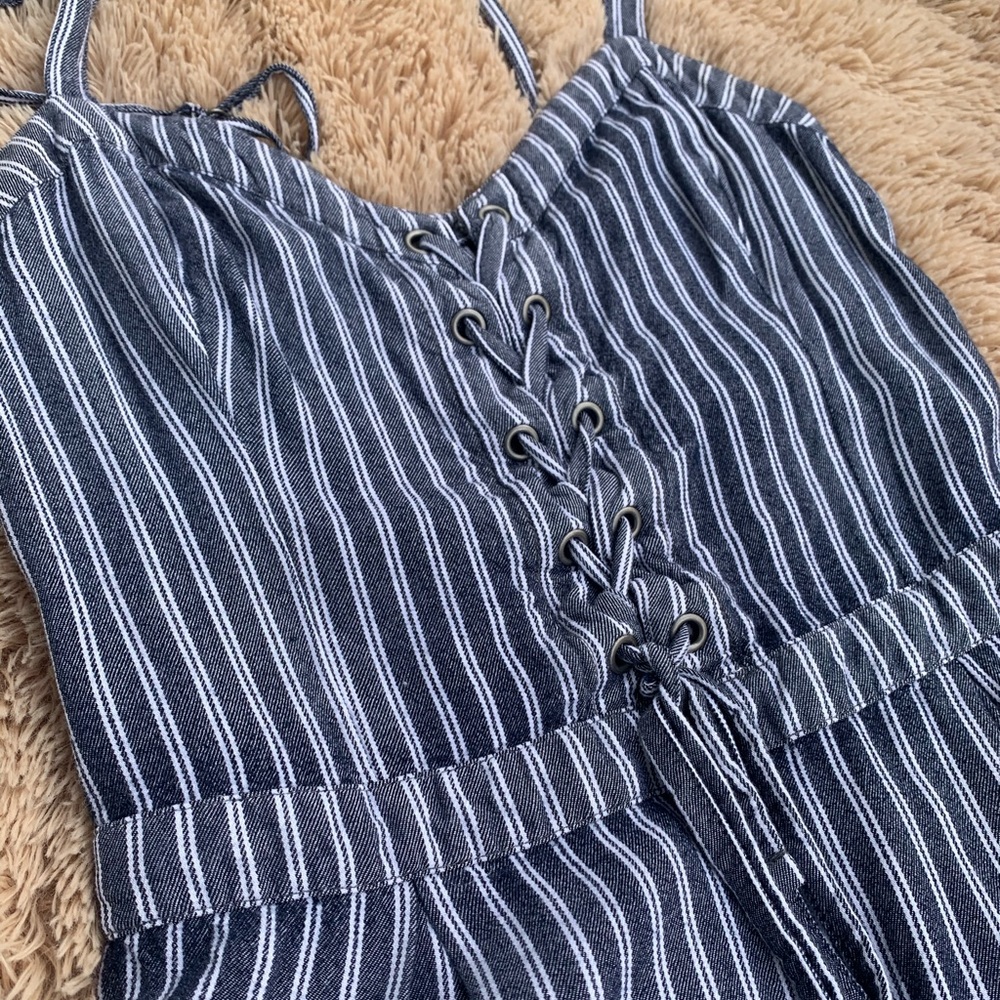HOLLISTER • Romper